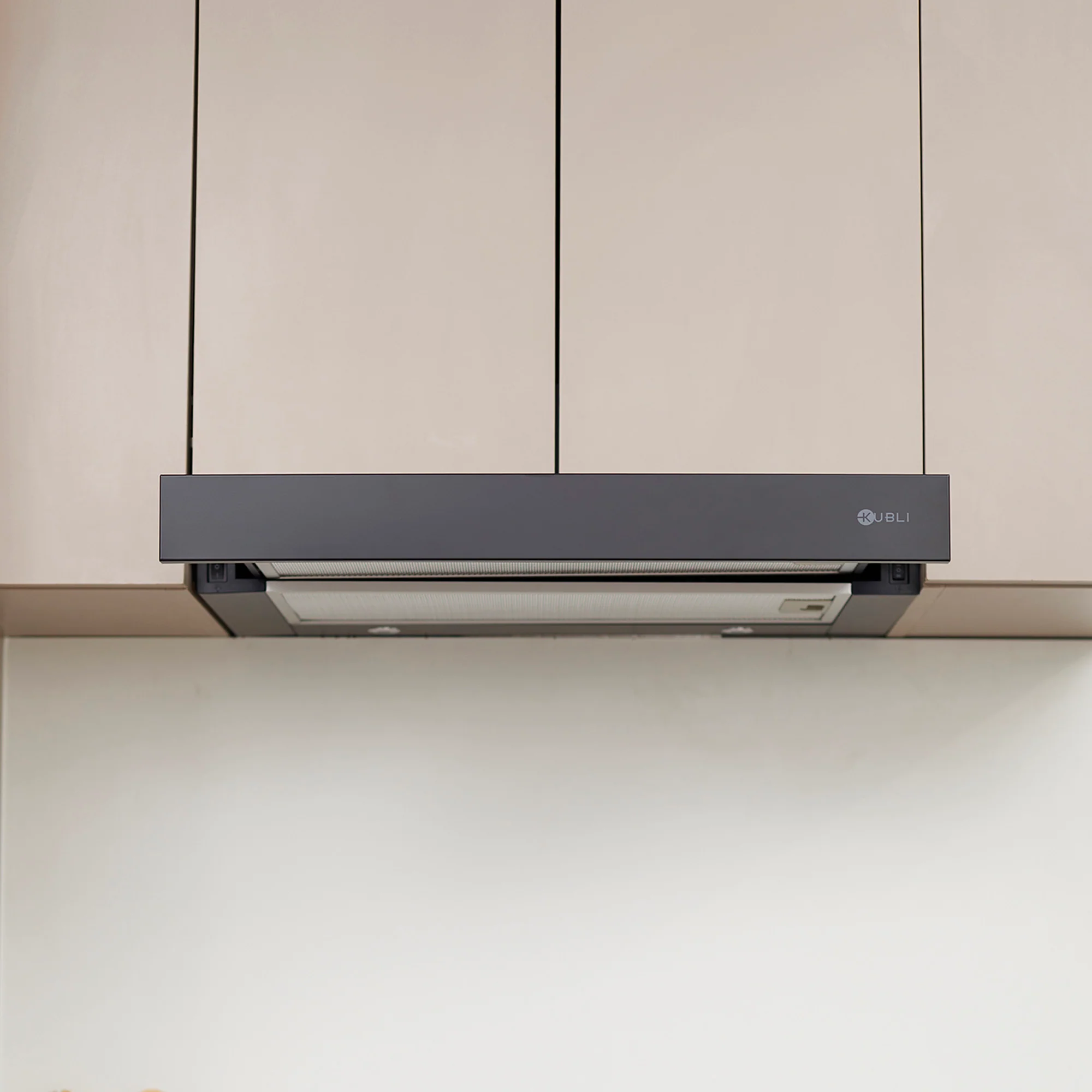 Campana Bajo Mueble Neu Flow Black 60 cm 210 m3/h Kubli - Imagen 2