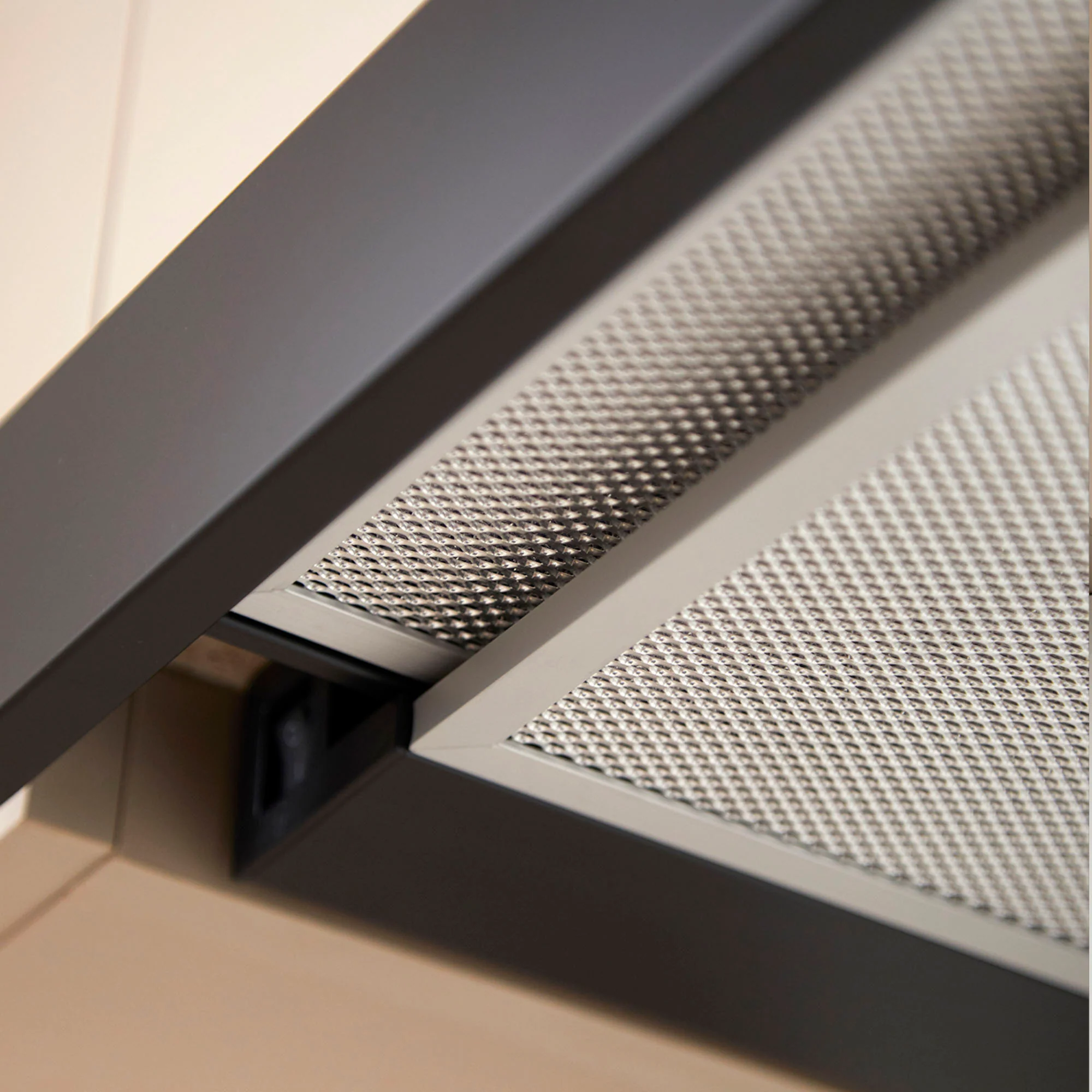 Campana Bajo Mueble Neu Flow Black 60 cm 210 m3/h Kubli - Imagen 6