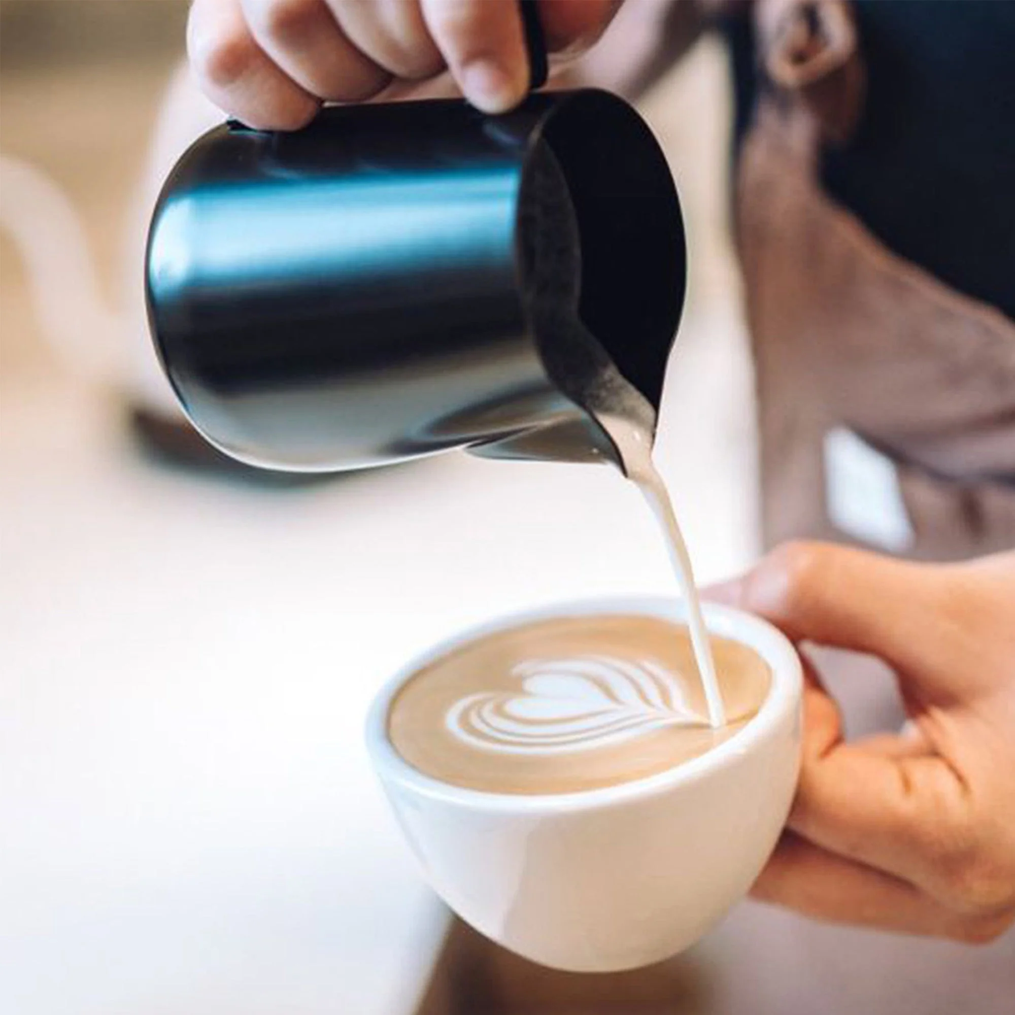 Stealth Milk Pitcher 600ml/20oz Rhino