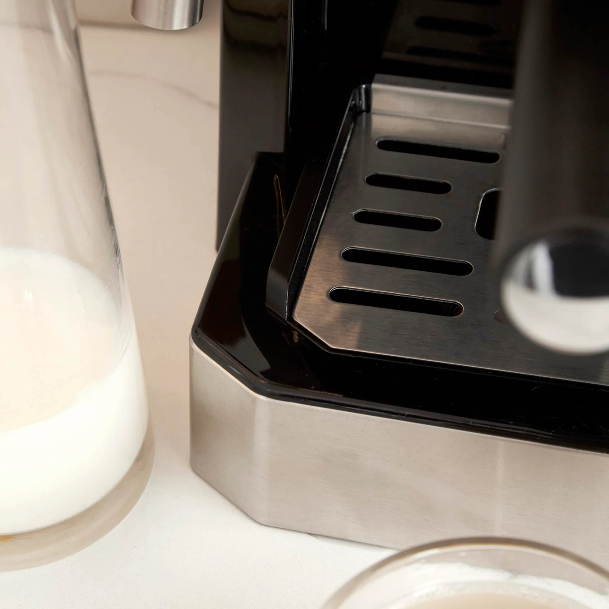 Cafetera Espresso Americana Combi BCO421.S Delonghi - Imagen 4