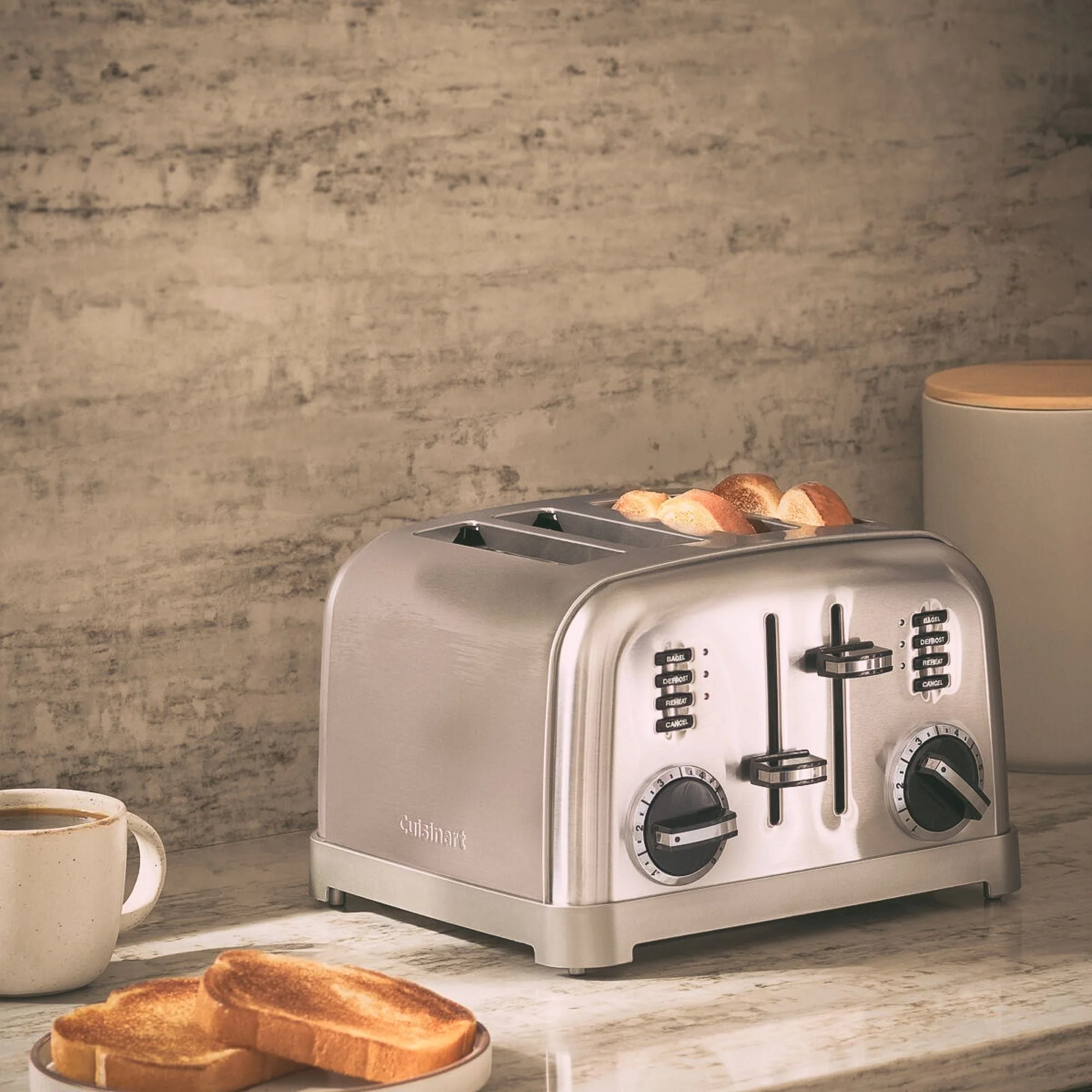 Tostador Metálico Clásico De 4 Rebanadas CPT180CL Cuisinart.