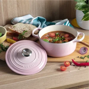 Olla Redonda 28 Cm Hierro Esmaltado Shell Pink Le Creuset