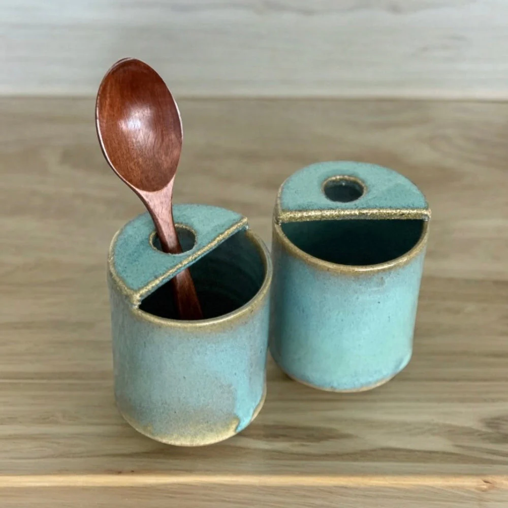 Porta Especiero Sal Con Cuchara Cerámica Pilar Claro - Imagen 2