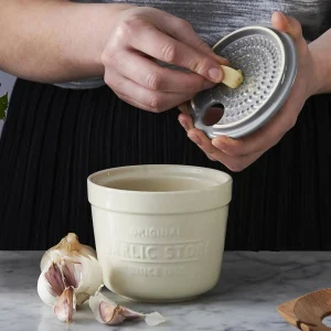 Contenedor y Rallador Ajo Mason Cash