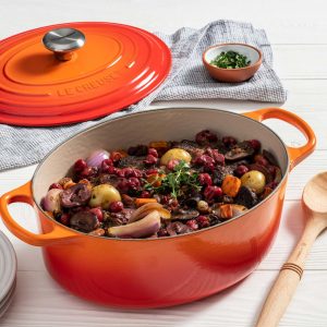 Cocotte Oval Volcánica Pomo Acero 29 Cm Le Creuset