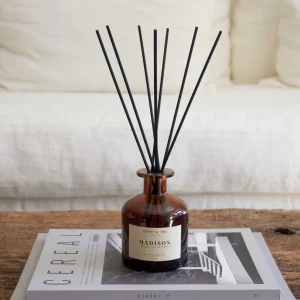 Difusor Varitas Black Cedar 250 Ml Madison