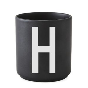Taza Negro De Porcelana - H Design Letters