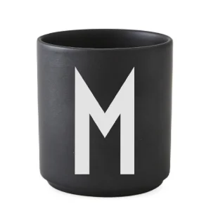 Taza Negro De Porcelana - M Design Letters