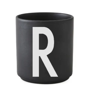 Taza Negro De Porcelana - R Design Letters